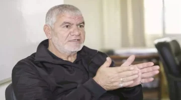 اللحظة الأصعب.. إكرامي الشحات يروي تفاصيل وفاة ابنه المفاجئة داخل غرفته